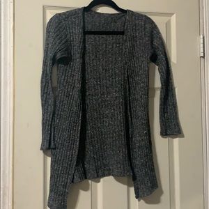Medium gray long sleeve cardigan.